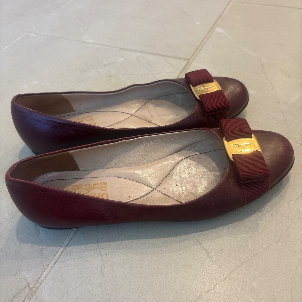 Shoes - Picture 2 of 3